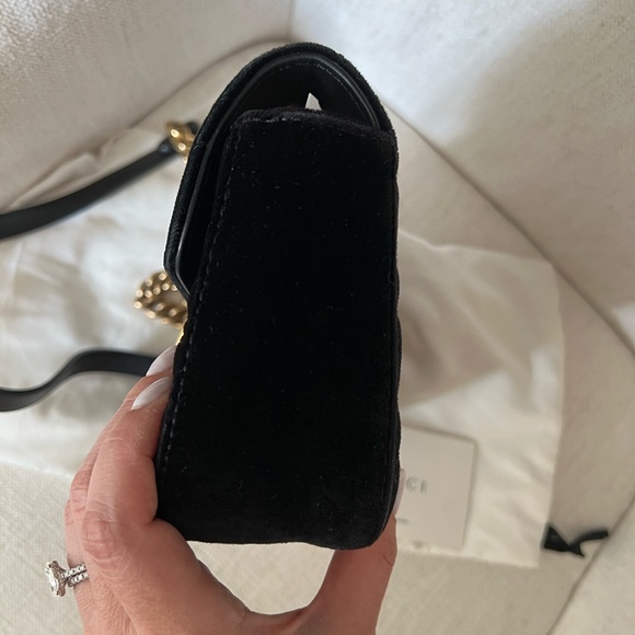 Gucci Marmont Black Velvet Matelasse GG Mini Crossbody Bag - Picture 7 of 14